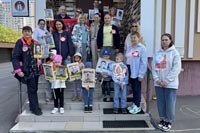 «Бессмертный полк» в Тропарёво-Никулино: лица Победы, которые мы помним