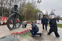 Память поколений: в Тропарево-Никулино почтили подвиг защитников Москвы